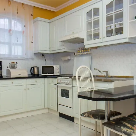 Сasa de vacaciones Thuja By Interhome