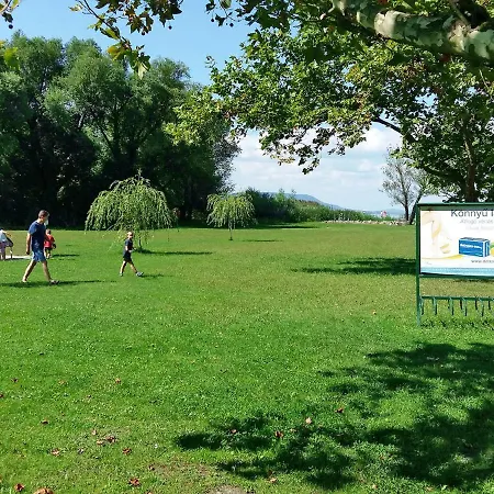 Thuja By Interhome Сasa de vacaciones Balatonmáriafürdő