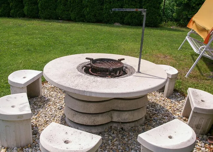 בית נופש Thuja By Interhome